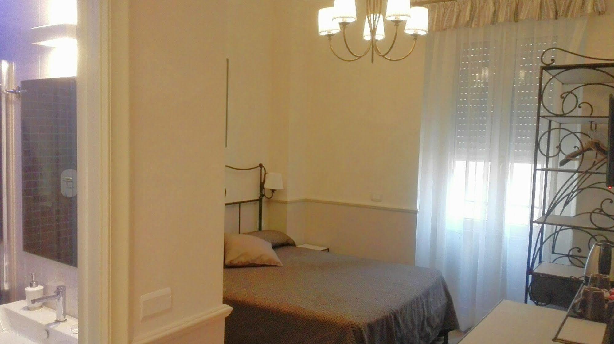 Residenza Cavallini Рим Экстерьер фото