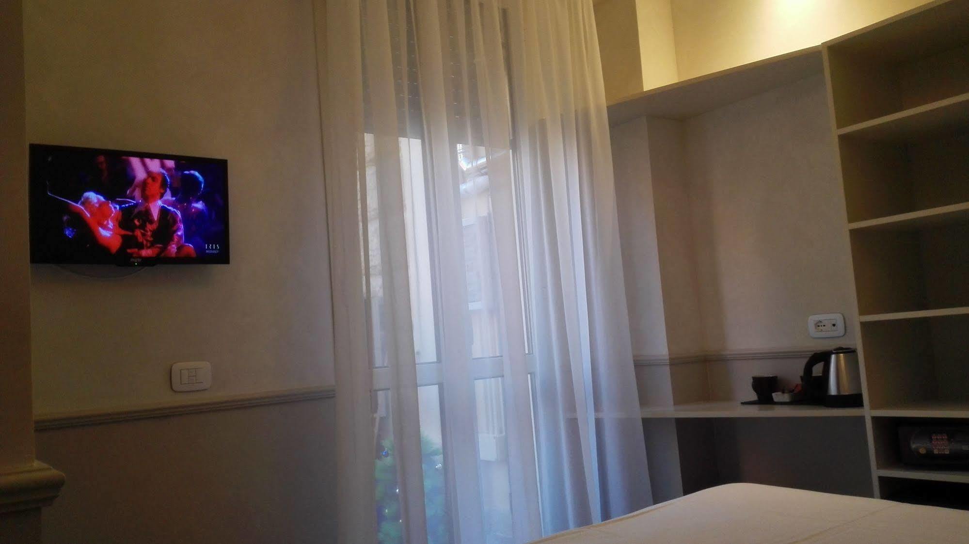 Residenza Cavallini Рим Экстерьер фото